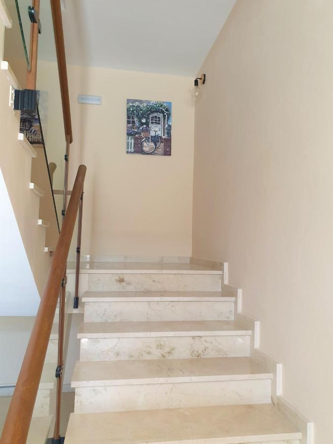 Apartamento Vacacional Pizarra Eksteriør billede